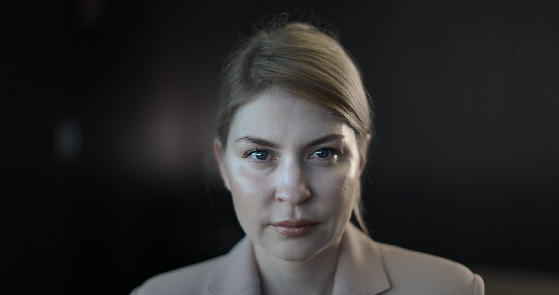 1 THE EUKRAINIAN Olha Stefanishyna ©Viktor Nordenskiöld_FreetownFilms_250211-B.0001105_sharpen_small