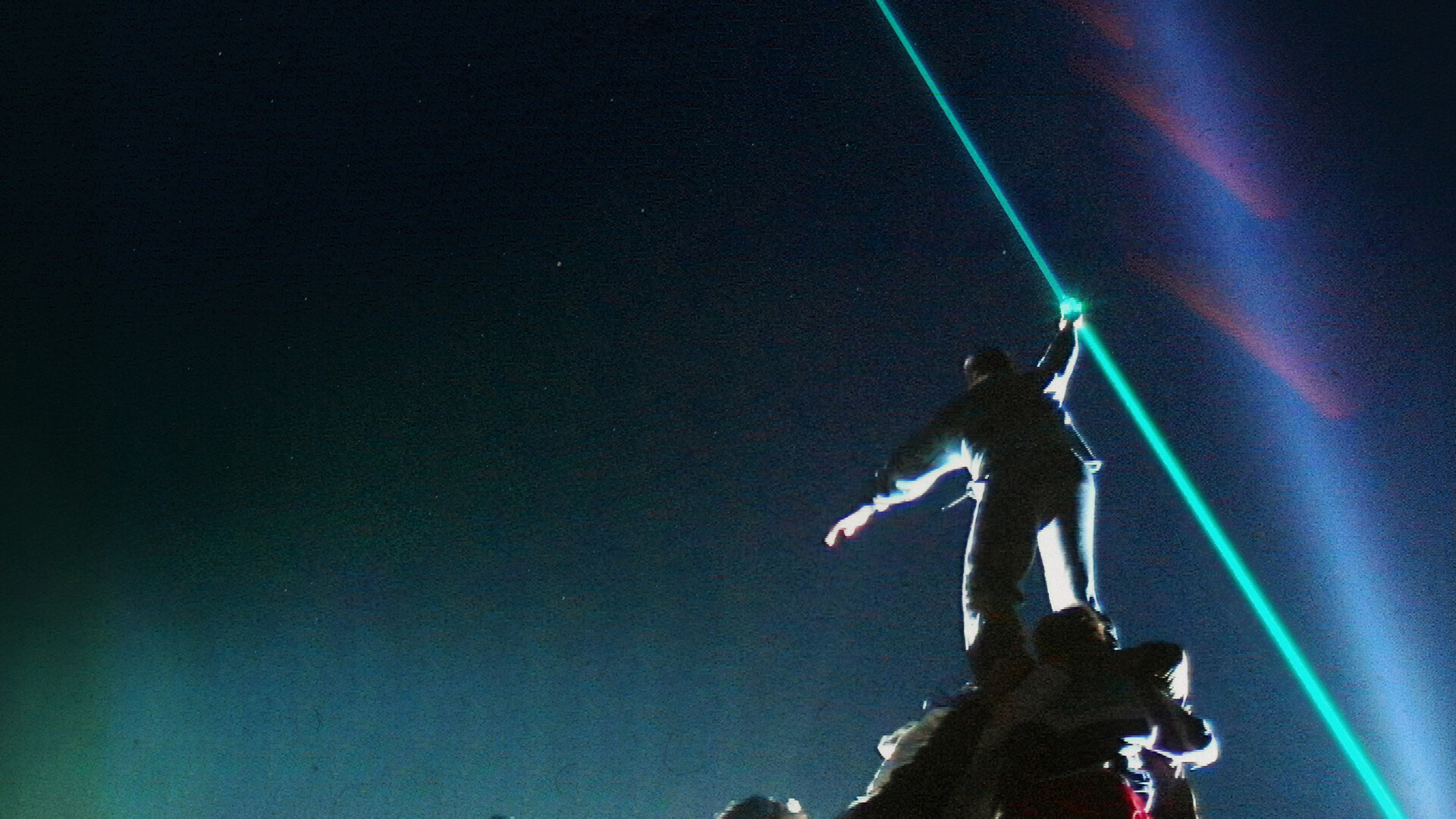 Photo 6 THE_LIGHT_MAIN_STILL
