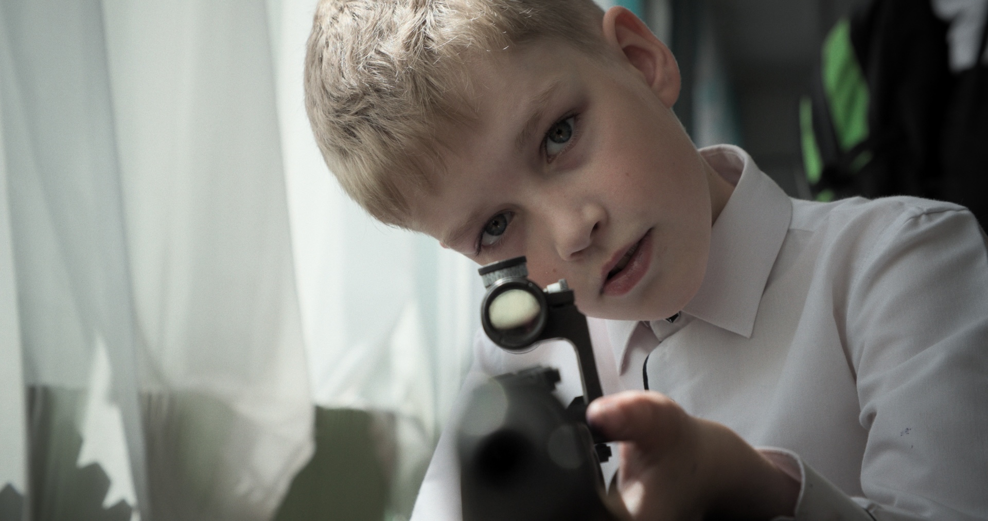 BoyWithGun_credit_Pavel_Talankin