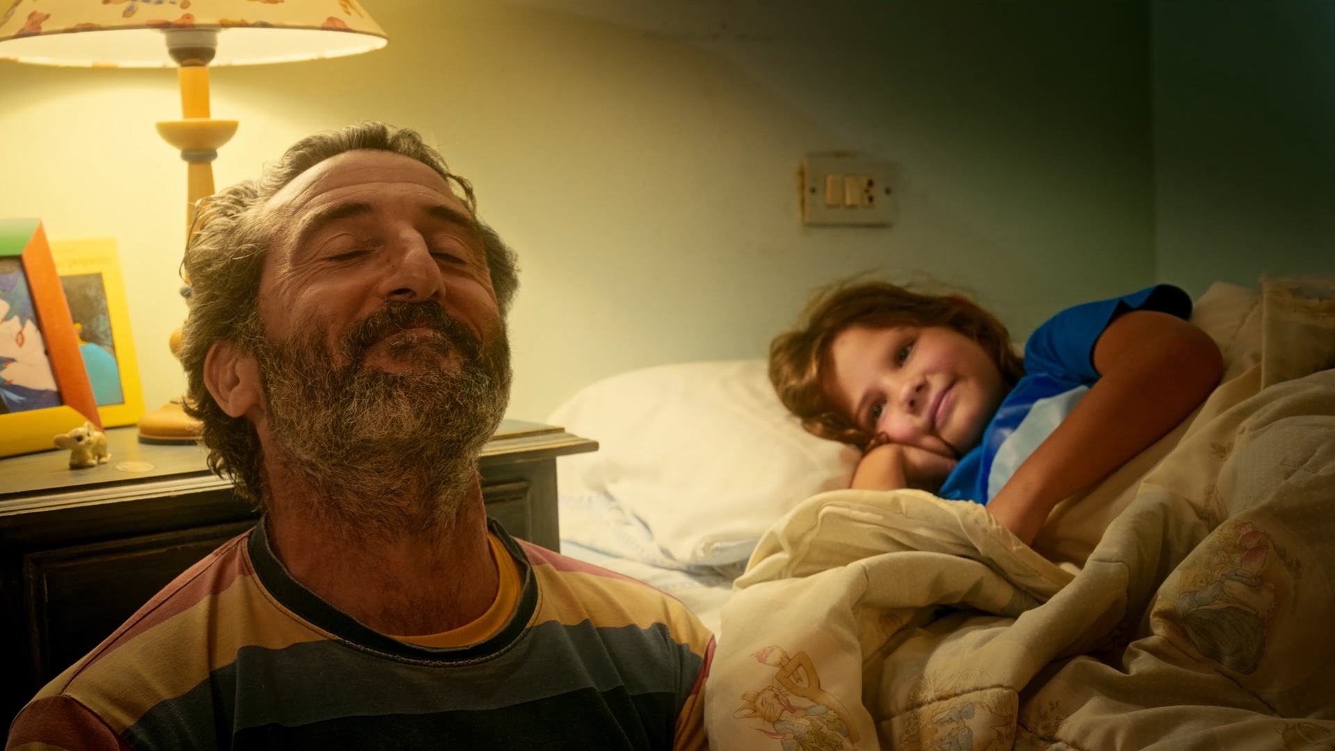 Ratiña_frame_02_00093437